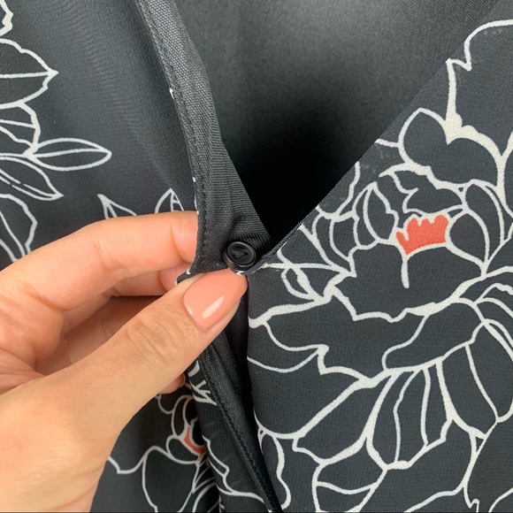 ASTR the label black floral romper sz Small - Picture 5 of 10